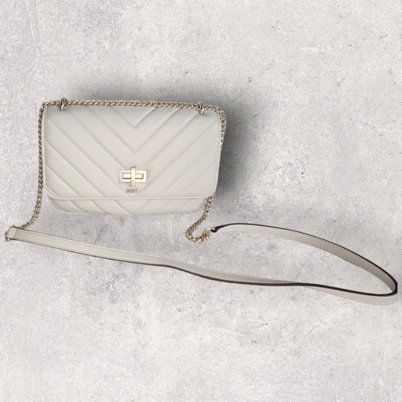DKNY Ivory Quilted Veronica Shoulder Bag with Turn Lock - NWT - Picture 5 of 7